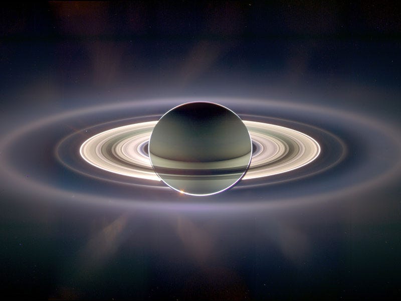 Saturn shining brightly in the night sky