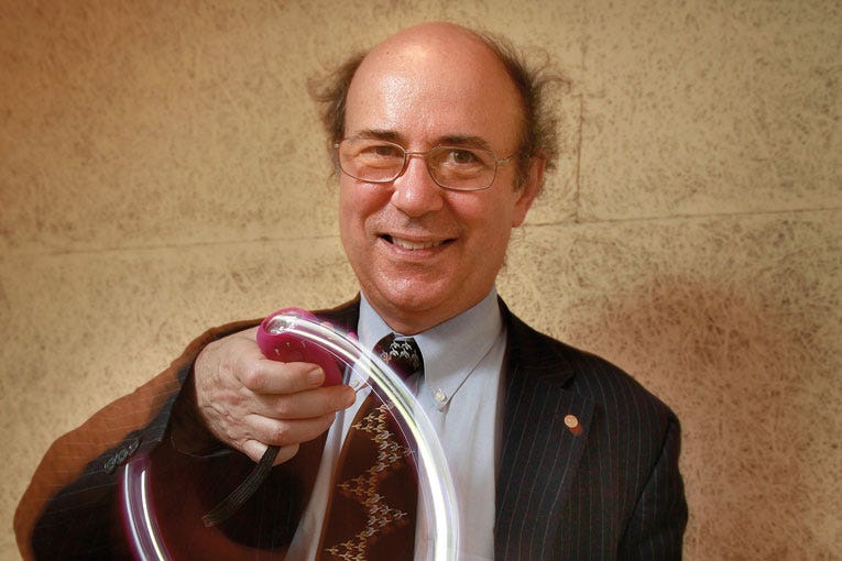 Frank Wilczek: A Pioneer in Physics